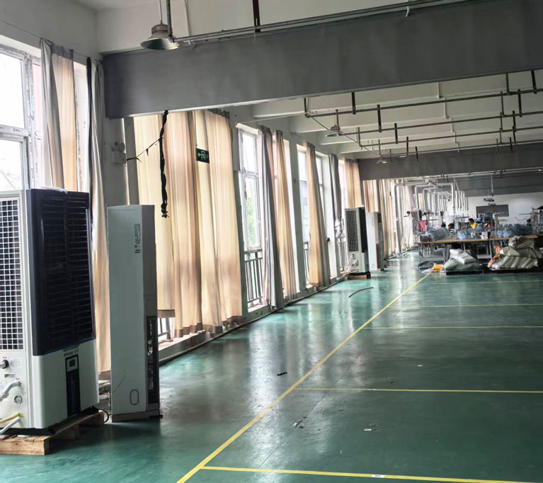 制衣廠制冷降溫，安裝蒸發(fā)冷省電空調(diào)-立式軸流雙風口